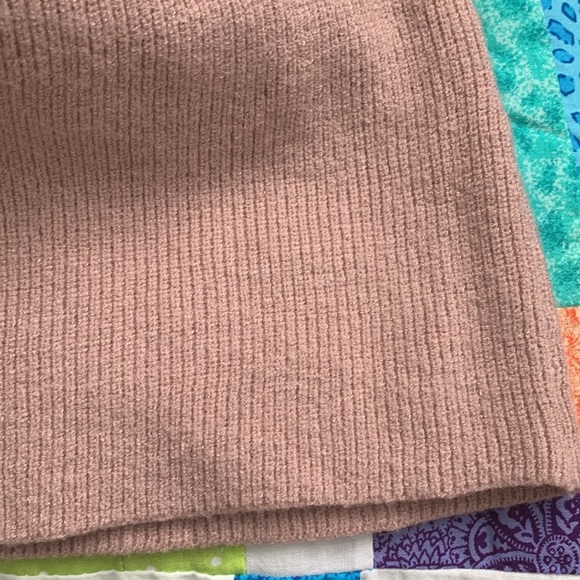 Leith Plus Size Blush Off The Shoulder Sweater - Picture 6 of 6